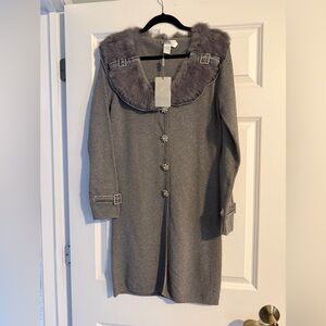 Chic Gray Fur-Trimmed Women's Trench Coat